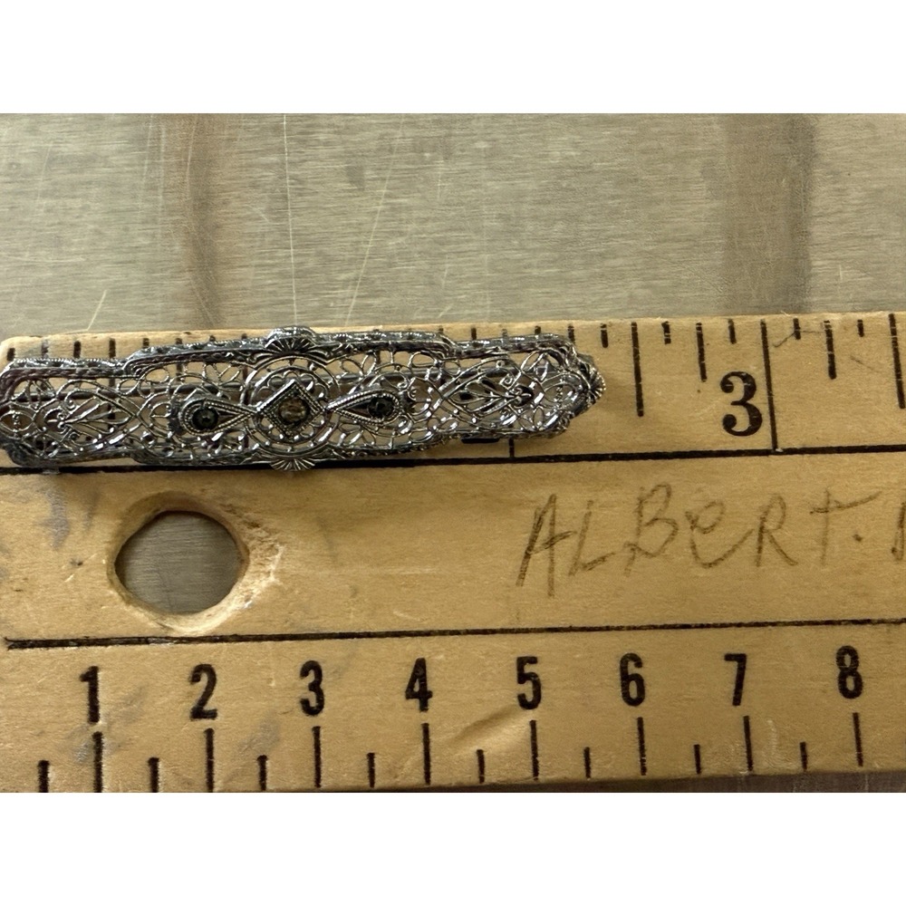 Vintage Art Deco Style Filigree Bar Brooch Silver Tone Glass Stone Pin - Picture 3 of 4